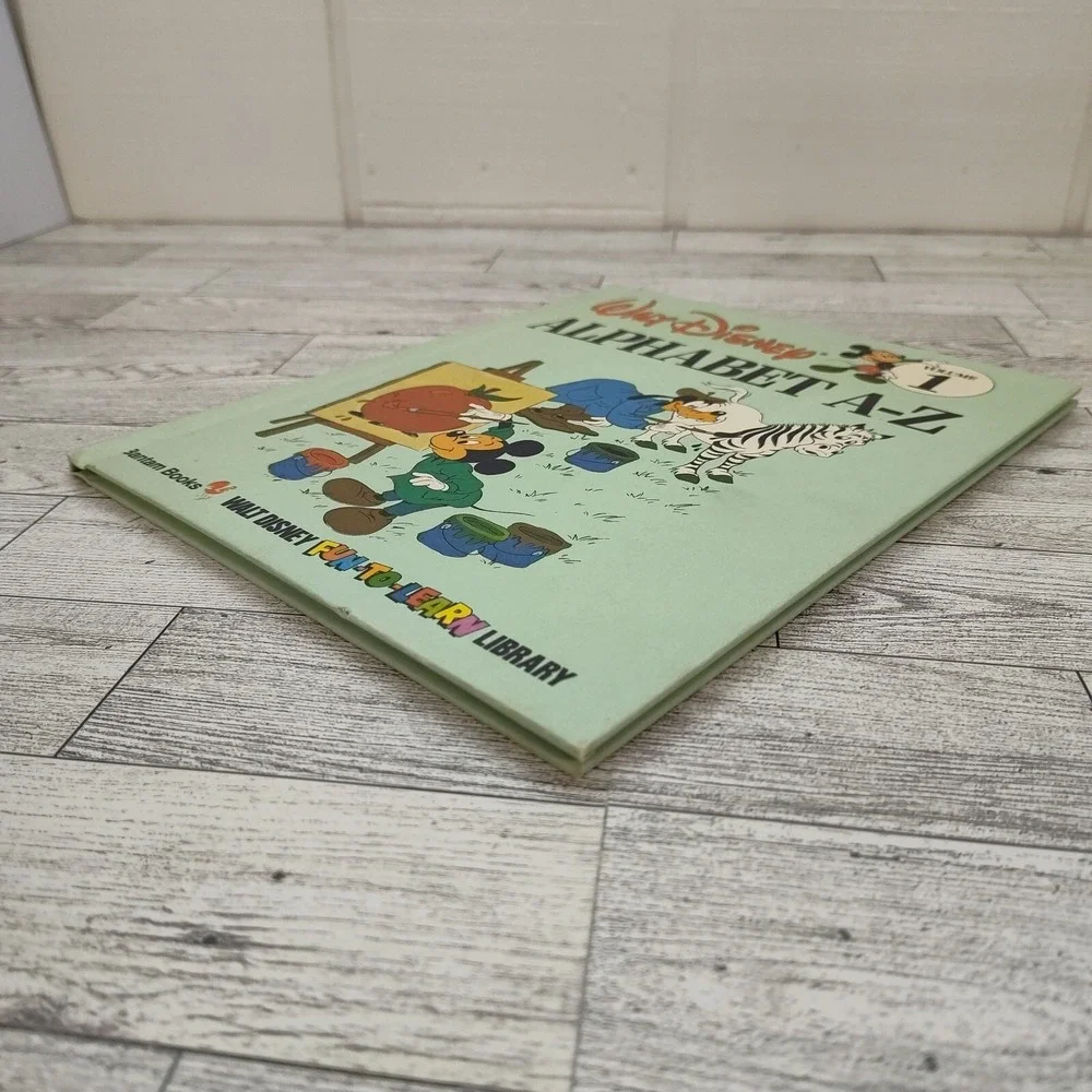 Walt Disney Alphabet A-Z Book 1983 Vol‎ 1 Mickey Mouse Pooh HC Vtg Retro ABC